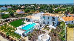 Detached Villa with Panoramic Sea Views