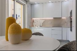 Modern Elegance Near Porto de Mós