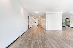 Luxury 3+1-Bedroom Apartment in Exclusive Gated Community, at Paço de Arcos, Oeiras