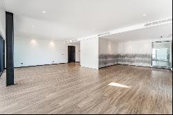 Luxury 3+1-Bedroom Apartment in Exclusive Gated Community, at Paço de Arcos, Oeiras