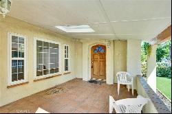 1607 Campus Road, Los Angeles, CA, 90041, USA