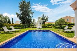 Luxury Algarve Retreat with Heated Saltwater Pool