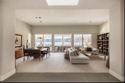 4458A Lakeland Road, Kelowna, BC, CANADA