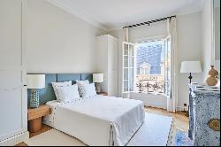 Paris 16th District – An exceptional 4-bed apartment
