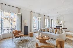 Paris 16th District – An exceptional 4-bed apartment