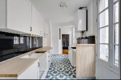 Versailles Notre Dame – A 6-bed family apartment