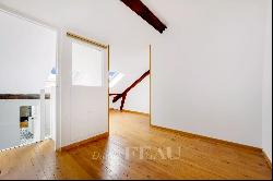 Versailles Notre Dame – A 6-bed family apartment