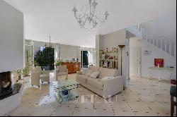 Sale - House Le Chesnay-Rocquencourt