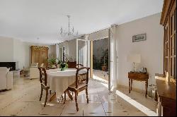 Sale - House Le Chesnay-Rocquencourt