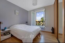 Sale - House Le Chesnay-Rocquencourt