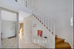 Sale - House Le Chesnay-Rocquencourt