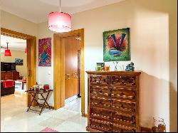 outstanding Waterfront Luxury