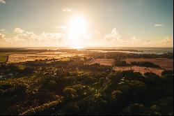 Anahita Beau Champ: La Ravine