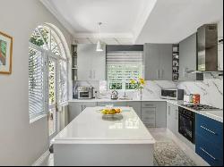 Versatile Multilevel Home with Breathtaking Hout Bay Views