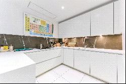 Southwick Yard, Titchborne Row, London, Titchborne Row W22PX