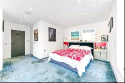 Southwick Yard, Titchborne Row, London, Titchborne Row W22PX