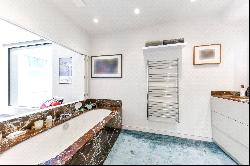 Southwick Yard, Titchborne Row, London, Titchborne Row W22PX