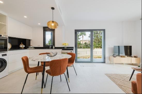 Ground Floor Apartment with 2 Bedrooms and 2 Bathrooms in Reside, Dénia 03700