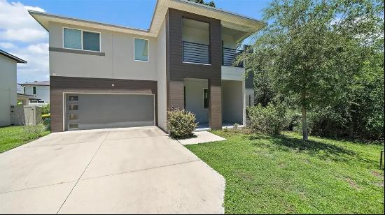 2587 Temple Street, #None, Sarasota, FL, 34239, USA