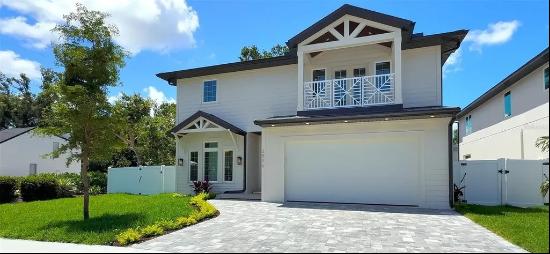 2596 Floyd Street, Sarasota, FL, 34239, USA