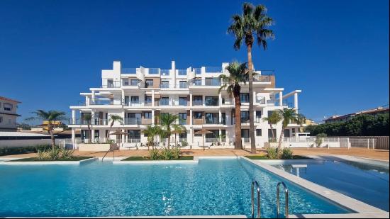 Penthouse in Denia: 3 Bedrooms, 2 Bathrooms, Communal Pool and G, Dénia 03700