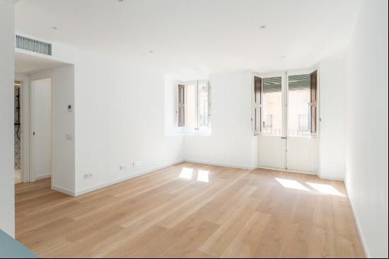 DESIGNER FLAT IN HISTORIC BUILDING IN THE GOTHIC QUARTER, Barcelona 08002