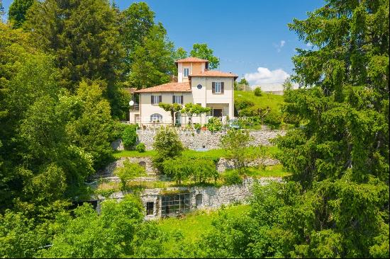 Via alle Colme, Brunate 22034