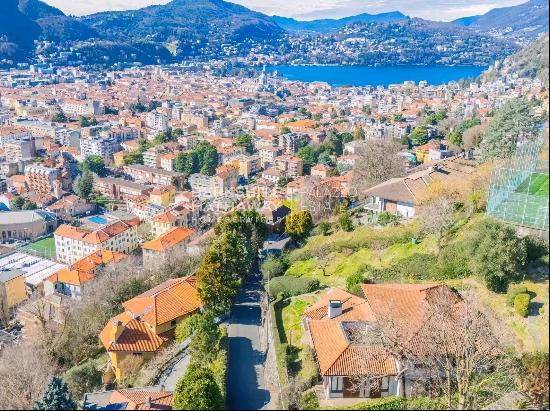 Via per Brunate, Como 22100