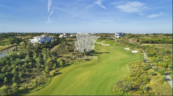 Prestigious Fairway Enclave Offering Bespoke Villa Potential