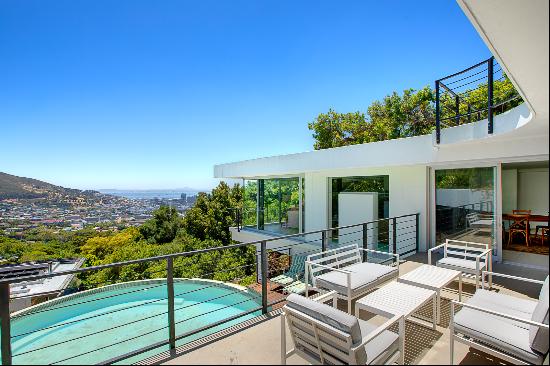 North-Facing Higgovale Retreat with Iconic Views