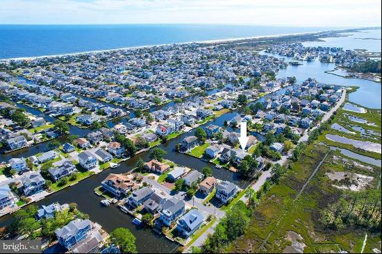 309 W 5TH ST, SOUTH BETHANY, DE, 19930, USA