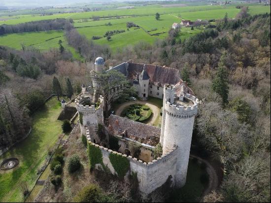 Charlemagnes' Son (Western Emperor) Legendary Fortress More Than 1000 Years Old On A Rocky Spur - 238