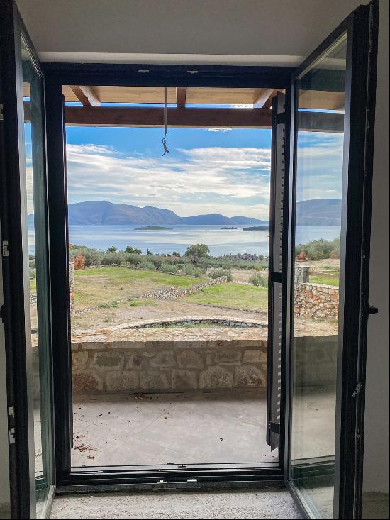 Exquisite Seaside Estate with Panoramic Views in Historic Galaxidi ID : 1296495