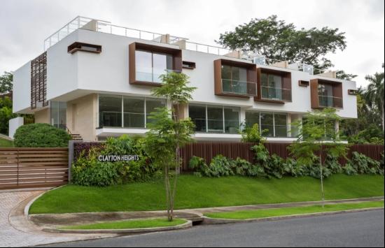 Modern Townhouses In Clayton Heights With 3 Levels