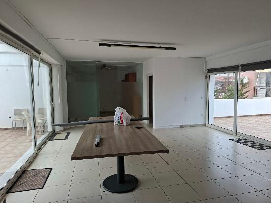 Prime 529 m² Commercial Shop with 4 Parkings in Gerakas ID: 2270004
