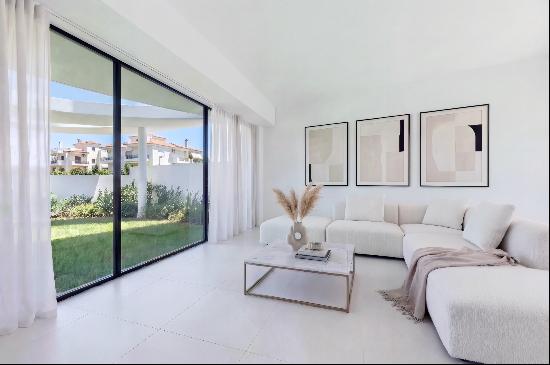 Luxury Ground Floor Maisonette (A2) with Private Pool in the Heart of Voula – Athens Riviera , 173 sq.m., €1.645.000