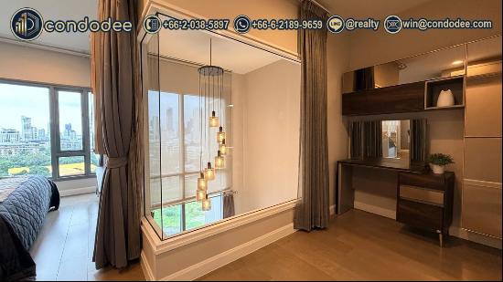 Luxury Duplex Condo for Sale at The Crest Sukhumvit 34 | CondoDee