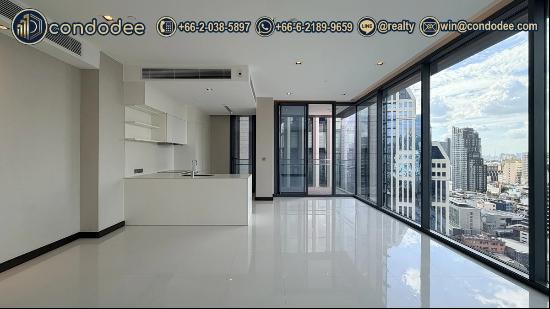 Luxurious 3 Bedroom Condo at Q1 Sukhumvit