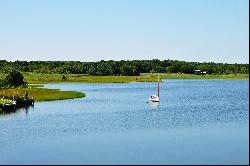 Waterfront on Accabonac Harbor 