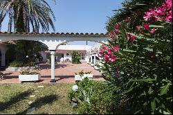 Centrally house with 30m mooring in Empuriabrava