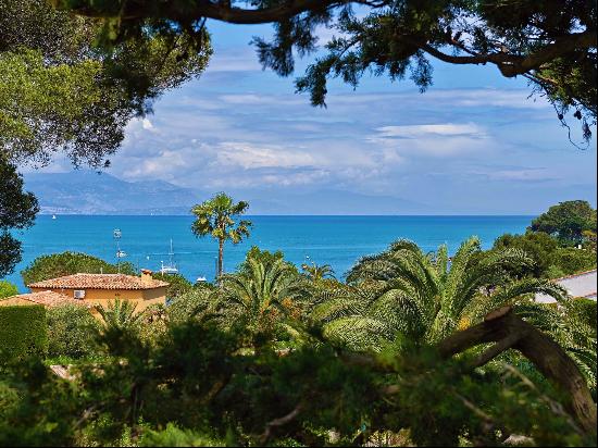 Exclusive Belle Epoque mansion to rent on the Cap d'Antibes