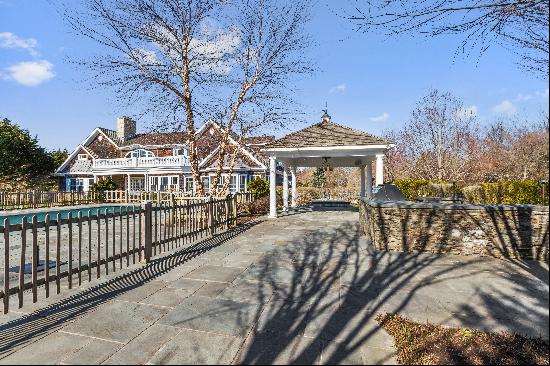 Fresh &Lovely Lumber Lane with Pool