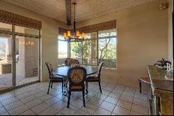 Fabulous cozy and comfortable Cochise Ridge home