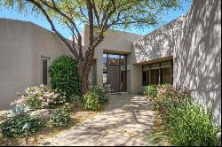 Fabulous cozy and comfortable Cochise Ridge home