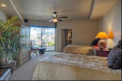 Fabulous cozy and comfortable Cochise Ridge home