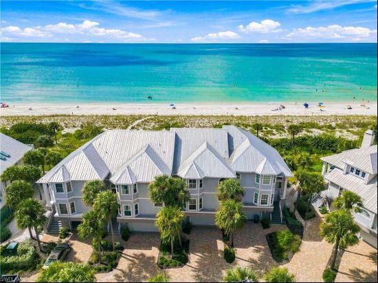 137 Barefoot Circle #4-8, Bonita Springs, FL, 34134, United States